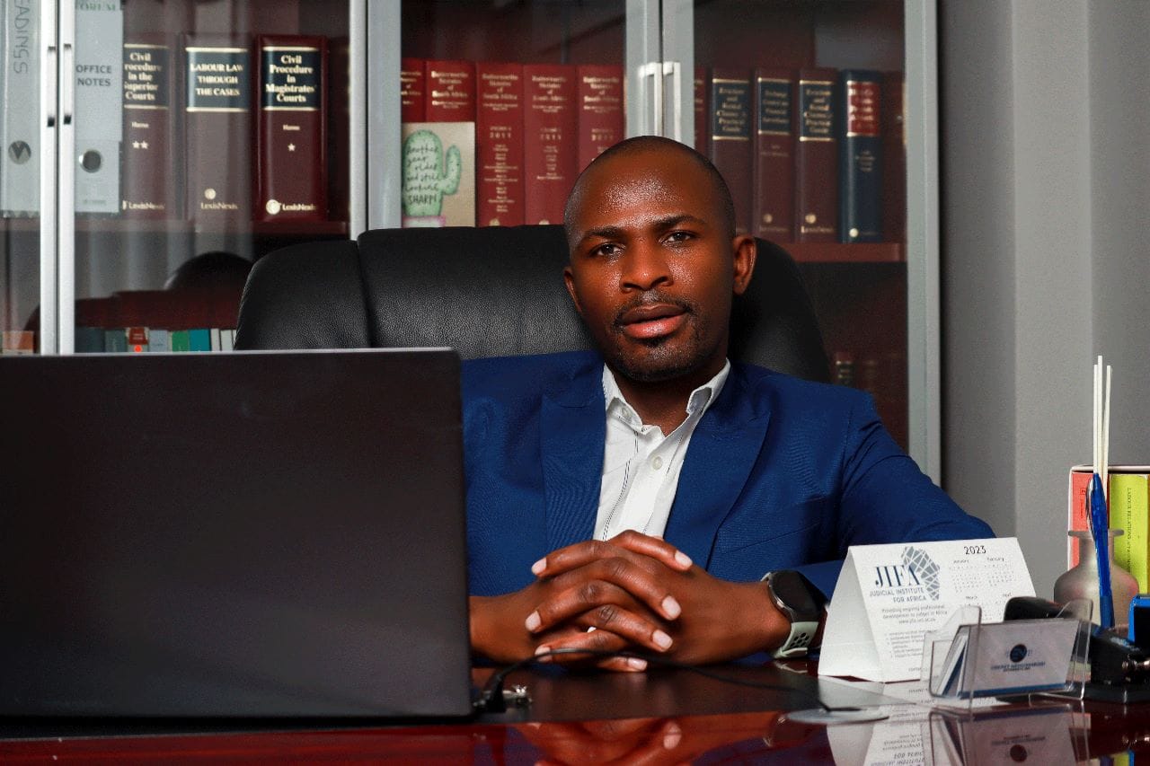 Ndivhuwo Enerst Nemusimbori