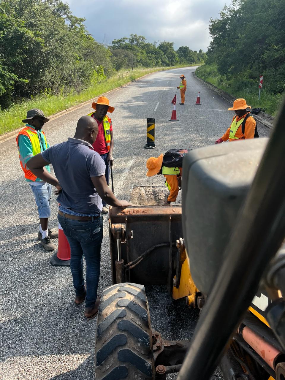 Road project team at work